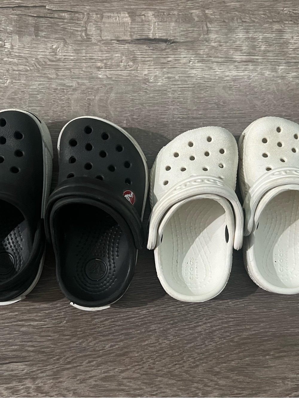 CROCS Kids Classic Clogs - Black & White